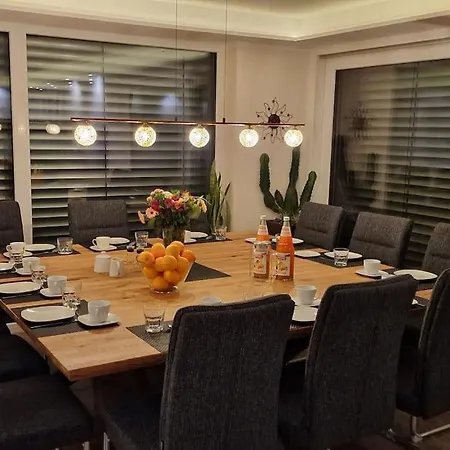 Bluetenlodge Bodensee - Ferienhaus Am Bodensee Сasa de vacaciones Bodolz